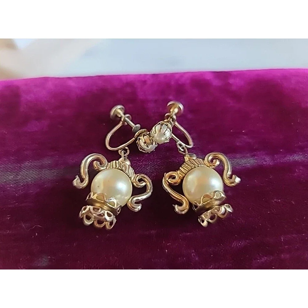 Vintage Faux Pearl Dangling Screwback Earrings